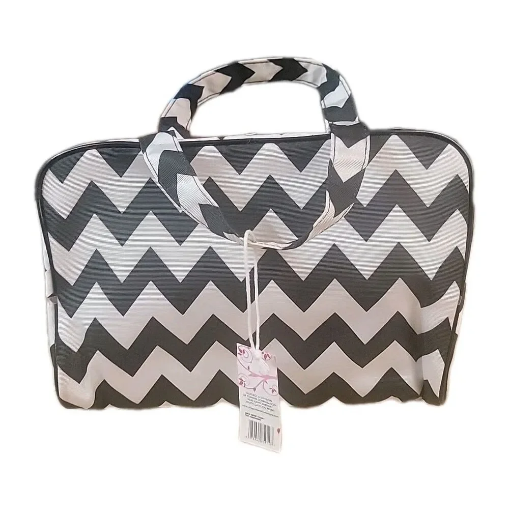 NWT 4‑Piece Makeup Travel Bag Set Pink & Black Chevron Cosmetic Organizer